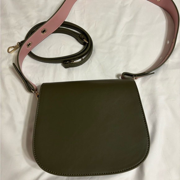 Ampere Olive Green & Blush Pink Saddle Crossbody Bag with Interchangeable Straps - Picture 7 of 7